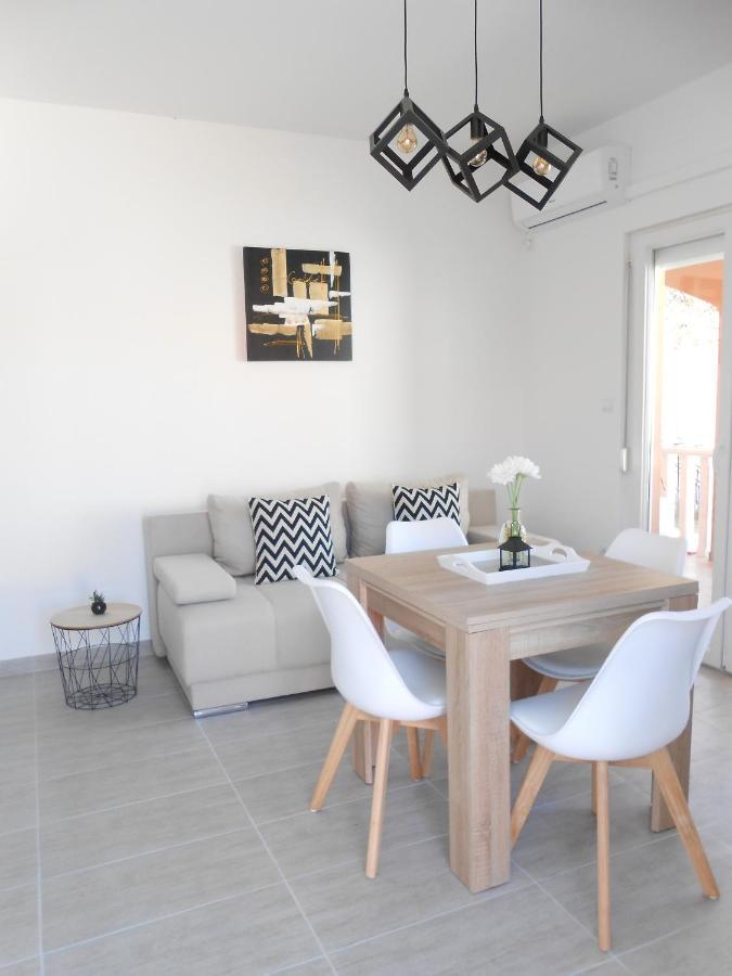 Apartments With A Parking Space Okrug Gornji, Ciovo - 13859 Трогір Екстер'єр фото