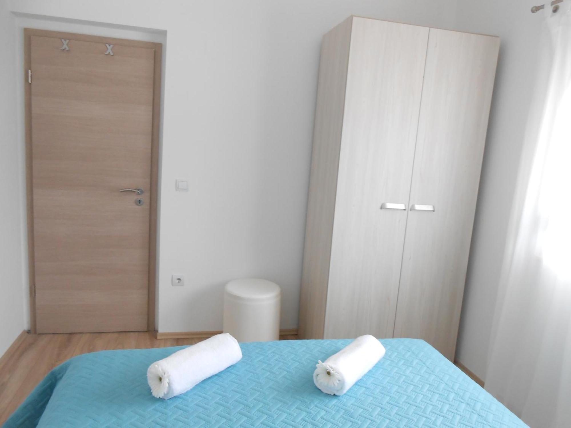 Apartments With A Parking Space Okrug Gornji, Ciovo - 13859 Трогір Номер фото